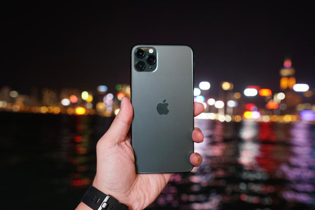 iPhone 11 Pro Xanh Bóng Đêm là màu mới nhất năm nay