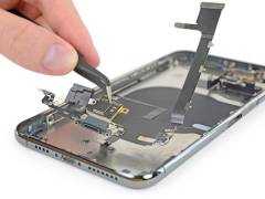 Thay Dây Cáp Sạc iPhone Chính Hãng