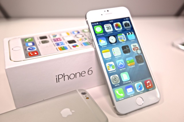 Đập hộp iPhone 6: Cùng trải nghiệm hot trend 2014